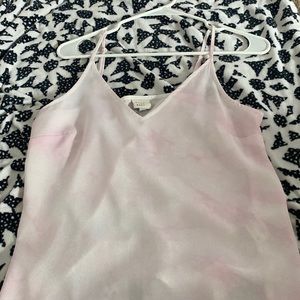 pink and white tank top